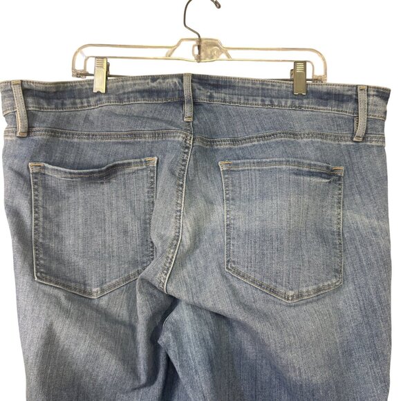 Loft Plus Size 20 Light Wash Denim Jeans With Rope Detail Accents at Ankles - Picture 7 of 10